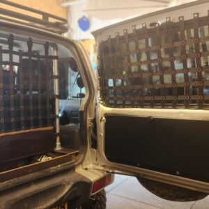 שולחן דלת לגימני חדש