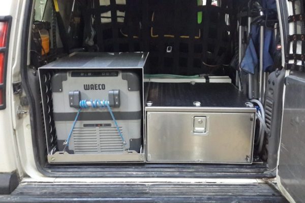 דיסקברי-זיווד-מגירה-מקרר-רשת-תא-מטען-ודלת-5