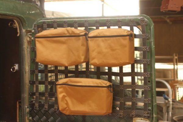 דיפנדר טיולים עם דלתות צדם מודולרים  (3)